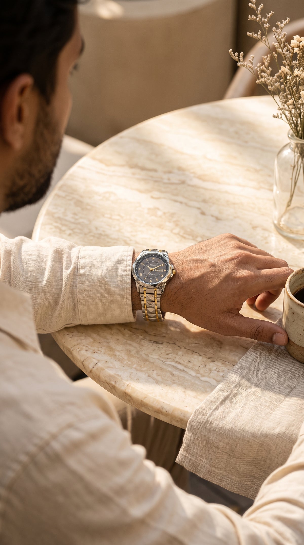 Elva‘s Golden Grace Watch