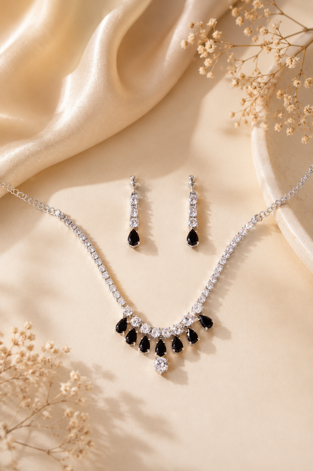 Elva's  Midnight Grace Set