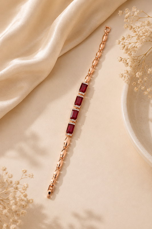 Elva‘s Ruby Grace Bracelet
